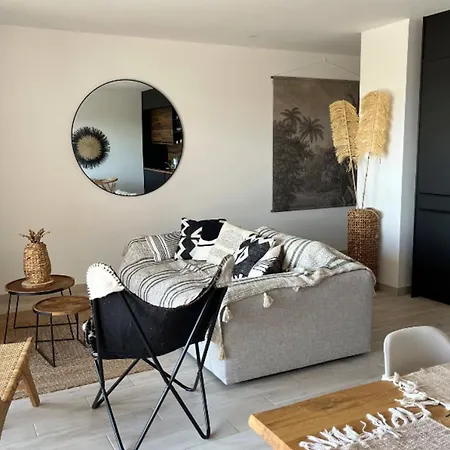 Luxurious Duplex With Pool Garden Balcony * Lecci