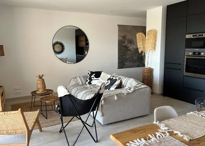 Luxurious Duplex With Pool Garden Balcony * Lecci